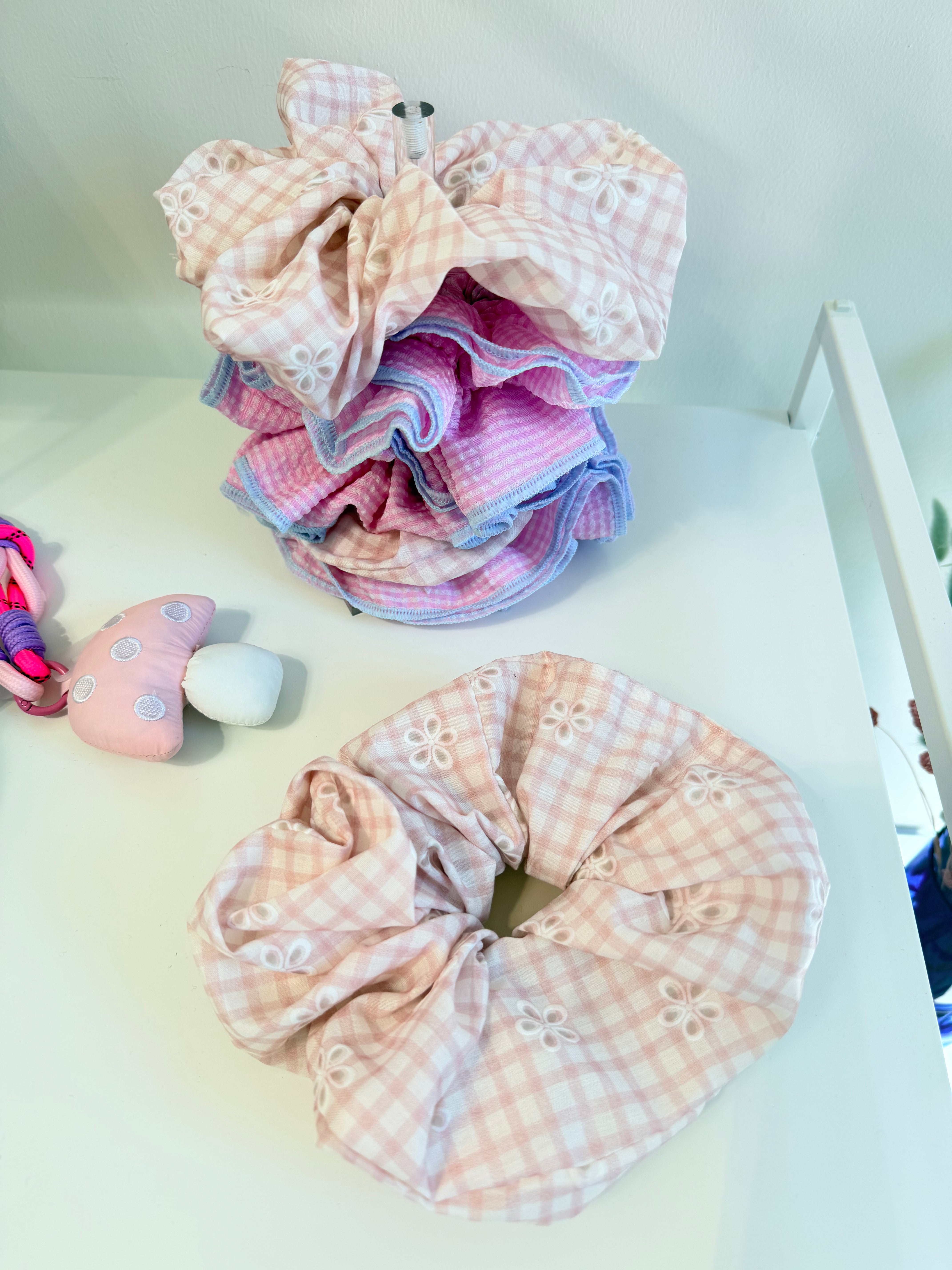 SCRUNCHIE QUADRETTI FIORE