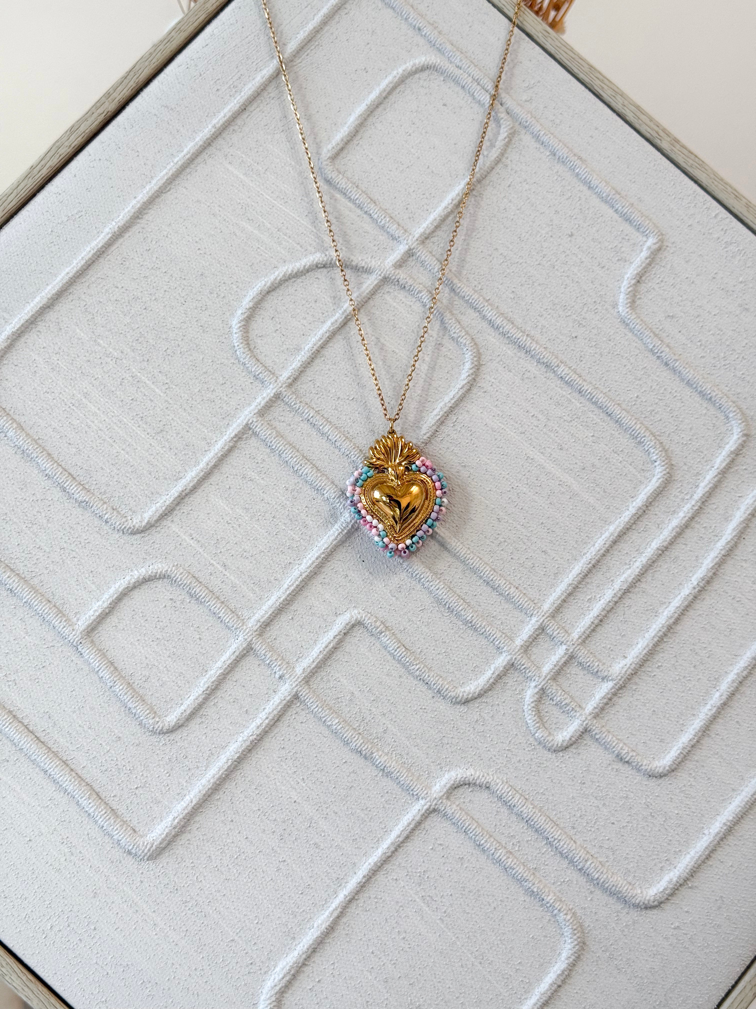 COLLANA CUORE SACRO E PERLINE MULTICOLOR