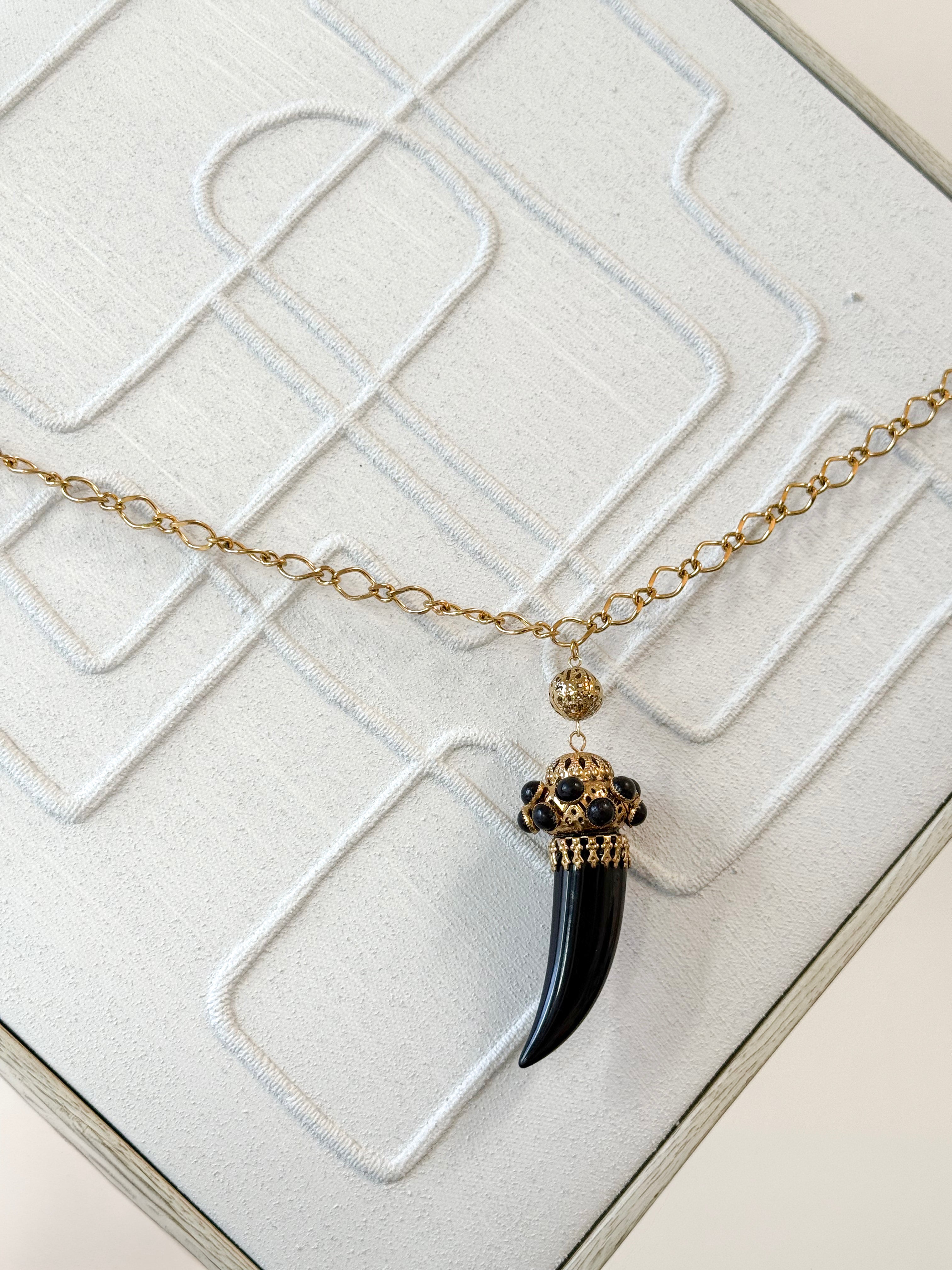 COLLANA CORNO TIBETANO NERO