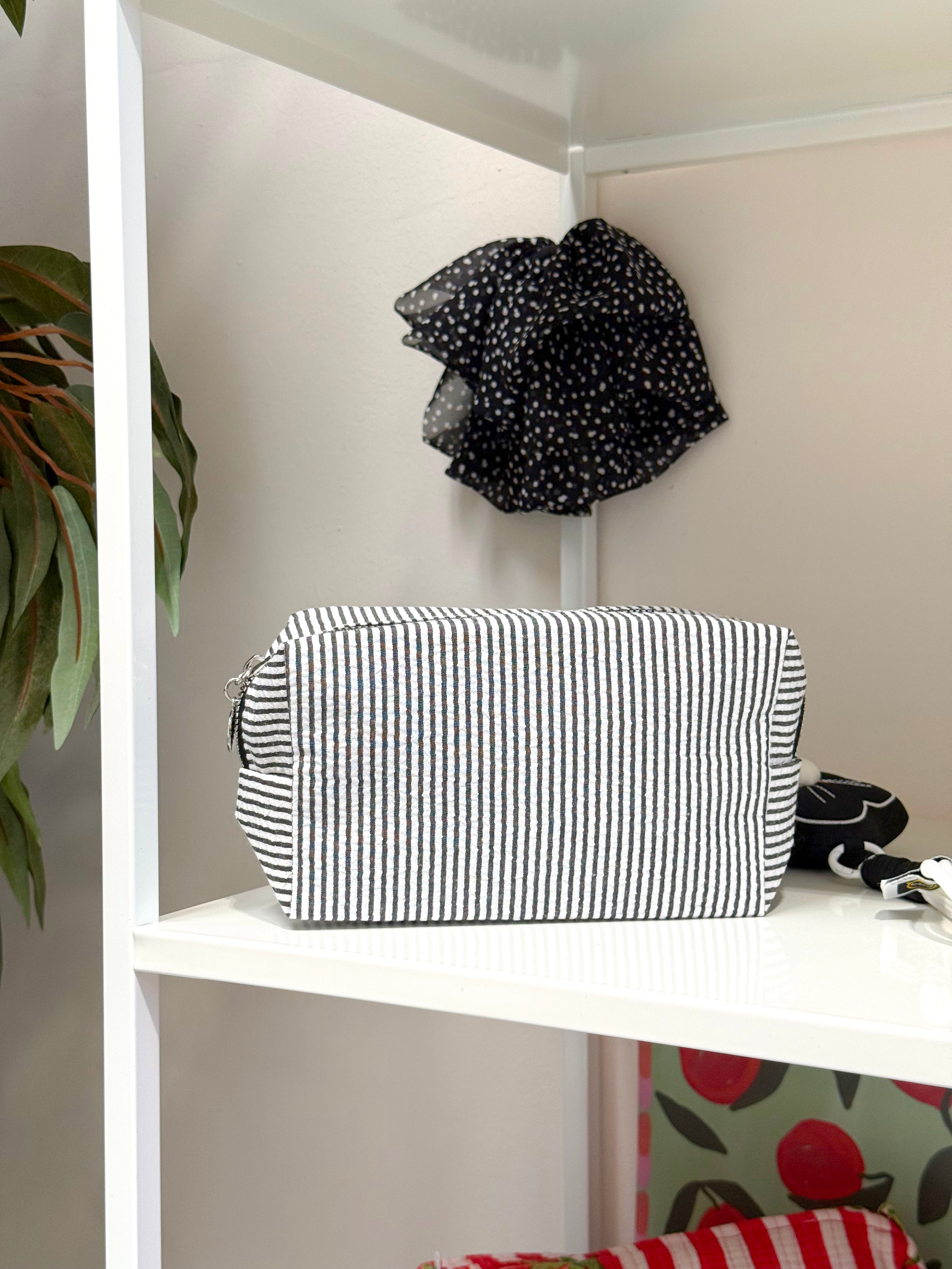 ASTUCCIO A RIGHE NERO
